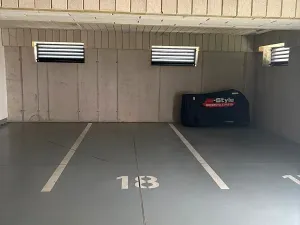 Pronájem garážového stání, Lysá nad Labem, Šípková, 12 m2