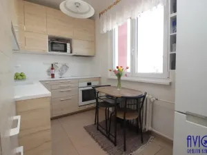 Pronájem bytu 3+1, Praha - Záběhlice, Jasmínová, 76 m2