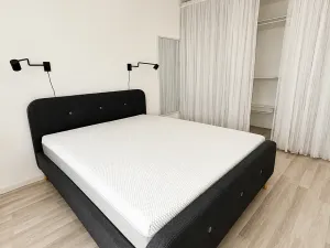 Pronájem bytu 2+kk, Praha - Hloubětín, Granitova, 53 m2