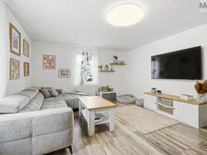 Prodej rodinného domu, Dubí, Údolí, 105 m2