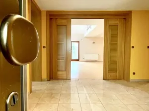 Prodej rodinného domu, Klášterec nad Ohří, Nerudova, 380 m2