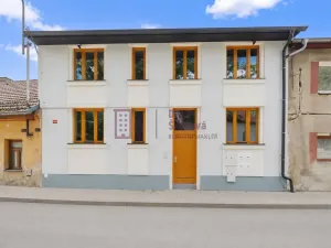 Pronájem bytu 2+kk, Jindřichův Hradec - Jindřichův Hradec III, Na Piketě, 35 m2