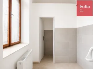 Pronájem obchodního prostoru, Krnov, nám. Minoritů, 88 m2