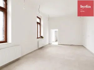 Pronájem obchodního prostoru, Krnov, nám. Minoritů, 88 m2