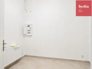 Pronájem obchodního prostoru, Krnov, nám. Minoritů, 84 m2