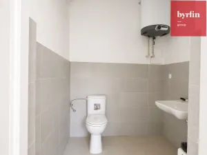 Pronájem obchodního prostoru, Krnov, nám. Minoritů, 84 m2