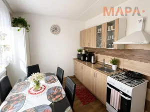 Prodej bytu 3+1, Jirkov, U Stadionu, 71 m2