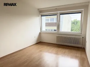 Pronájem bytu 2+1, Praha - Libeň, Přádova, 68 m2