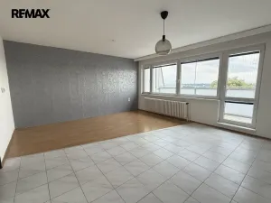 Pronájem bytu 2+1, Praha - Libeň, Přádova, 68 m2