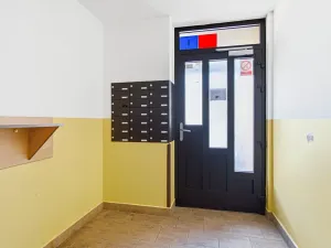 Prodej bytu 1+kk, Ústí nad Labem, Spartakiádní, 31 m2