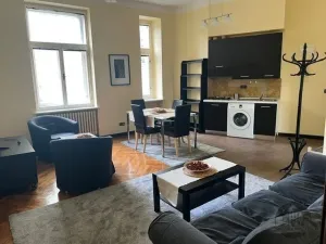 Pronájem bytu 2+kk, Praha - Vinohrady, Slavíkova, 47 m2