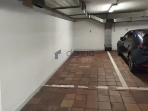 Prodej bytu 3+1, Praha, Podolská, 86 m2