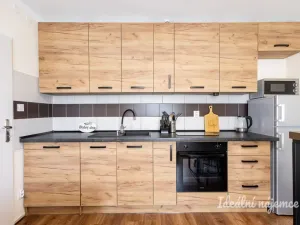 Pronájem bytu 1+1, Praha, Křivoklátská, 33 m2
