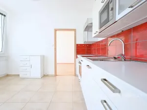 Prodej bytu 2+1, Děčín, Duchcovská, 58 m2