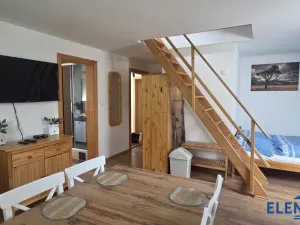 Prodej rodinného domu, Lipová-lázně - Horní Lipová, 320 m2