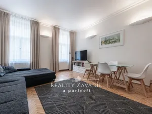 Prodej bytu 2+kk, Praha, Krásova, 49 m2