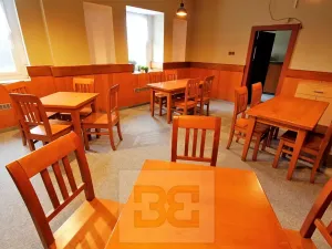 Pronájem restaurace, Praha - Kobylisy, Zenklova, 177 m2