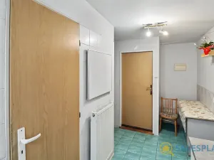 Prodej atypického bytu, Praha - Libeň, Pod Labuťkou, 62 m2