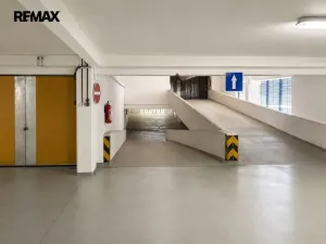 Prodej garáže, Praha - Chodov, Holušická, 18 m2