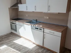 Prodej činžovního domu, Hrušovany nad Jevišovkou, náměstí Míru, 260 m2