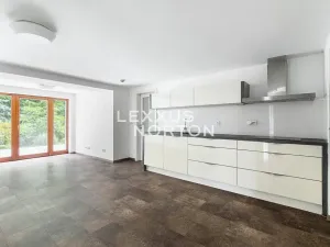Pronájem rodinného domu, Praha - Kunratice, Poběžovická, 354 m2