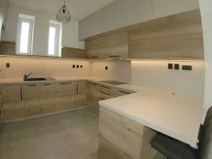 Pronájem bytu 2+1, Plzeň, V Bezovce, 95 m2