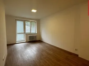 Pronájem bytu 2+1, Opava, Krnovská, 65 m2