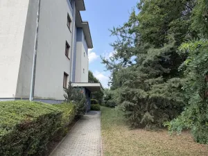 Pronájem bytu 2+kk, Praha - Malešice, U tvrze, 62 m2