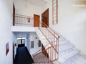 Prodej výrobních prostor, Plesná, Dlouhá, 2031 m2