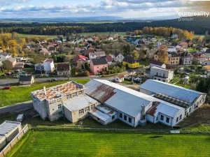 Prodej výrobních prostor, Plesná, Dlouhá, 2031 m2