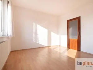 Prodej rodinného domu, Drnholec, Tyršova, 300 m2