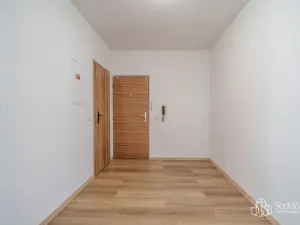 Prodej bytu 3+1, Sokolov, Závodu míru, 84 m2