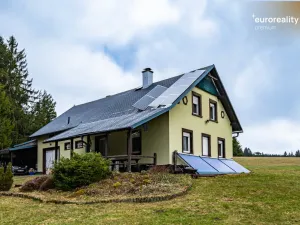 Prodej rodinného domu, Lesná - Háje, 178 m2