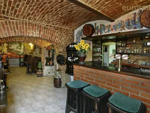 Pronájem restaurace, Mariánské Lázně, Hlavní třída, 144 m2