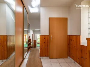 Prodej vícegeneračního domu, Kraslice, Pod nádražím, 259 m2