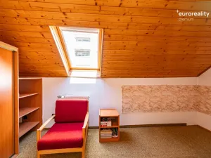 Prodej vícegeneračního domu, Kraslice, Pod nádražím, 259 m2