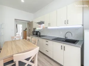 Prodej bytu 5+1, Karlovy Vary, T. G. Masaryka, 194 m2