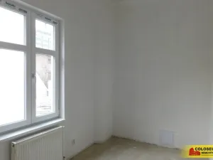 Pronájem obchodního prostoru, Znojmo, Pražská, 660 m2