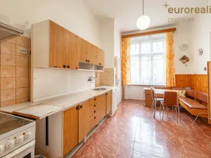 Prodej bytu 2+1, Mariánské Lázně, Hlavní třída, 79 m2