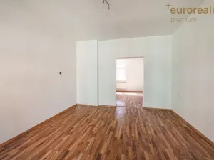 Prodej vícegeneračního domu, Sokolov, U Divadla, 360 m2
