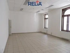 Pronájem kanceláře, Liberec, nám. Soukenné, 45 m2