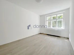 Pronájem bytu 2+kk, Praha, Velvarská, 38 m2