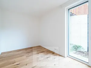 Pronájem bytu 2+kk, Praha - Radlice, 55 m2