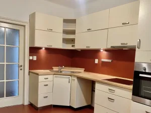 Pronájem bytu 2+1, Liberec - Liberec I-Staré Město, Husova, 95 m2