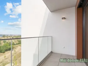 Pronájem bytu 1+kk, Praha - Hrdlořezy, V třešňovce, 40 m2