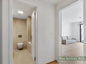 Pronájem bytu 1+kk, Praha - Hrdlořezy, V třešňovce, 40 m2