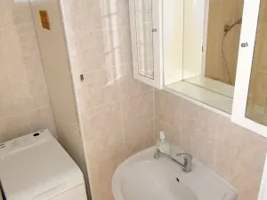 Pronájem bytu 3+1, Praha - Prosek, Zárybská, 67 m2