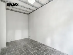 Prodej komerční nemovitosti, Plzeň, Rokycanská, 27 m2