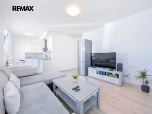 Pronájem bytu 2+kk, Praha - Hlubočepy, Hugo Haase, 55 m2