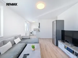 Pronájem bytu 2+kk, Praha - Hlubočepy, Hugo Haase, 55 m2